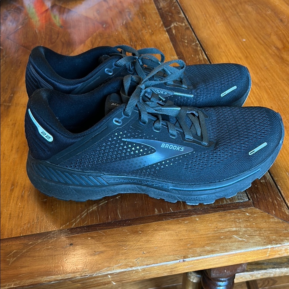 Brooks Adrenaline 22